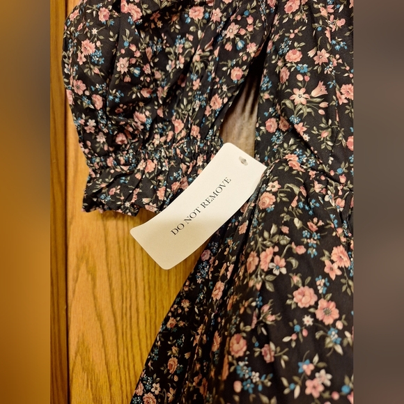 Selkie Garden Song Beach Day Dress - Picture 4 of 5